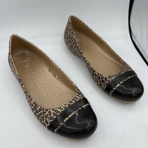 Crocs‎ Ballet Flats Womens Size 8 Cap Toe 200681 Leopard Print Slip On H4